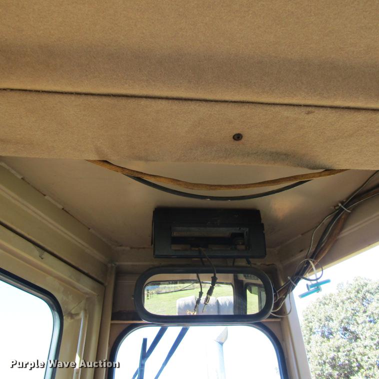 image for item DA6956 1999 Caterpillar D6M LGP dozer