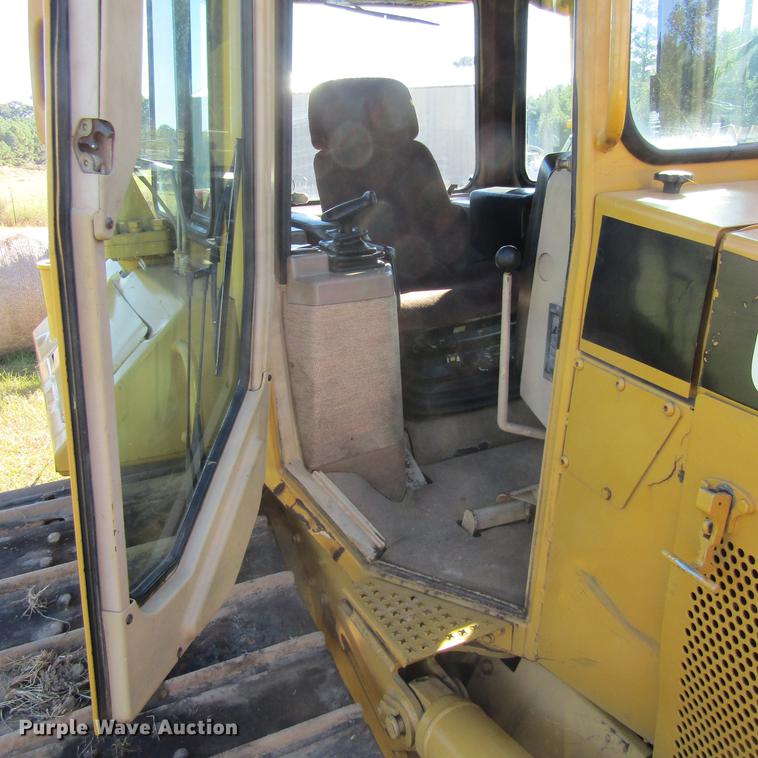 image for item DA6956 1999 Caterpillar D6M LGP dozer