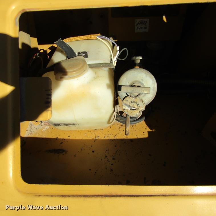 image for item DA6956 1999 Caterpillar D6M LGP dozer
