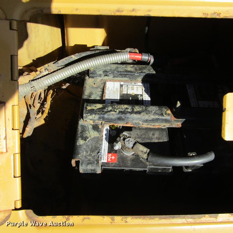 image for item DA6956 1999 Caterpillar D6M LGP dozer