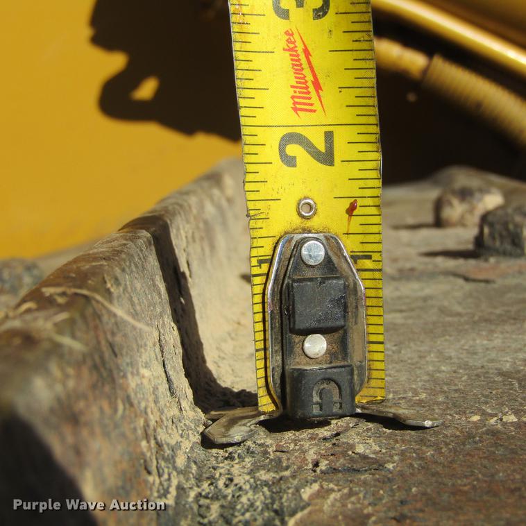 image for item DA6956 1999 Caterpillar D6M LGP dozer