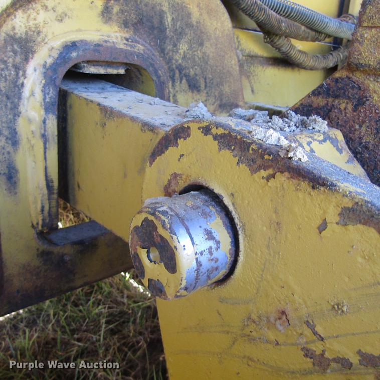 image for item DA6956 1999 Caterpillar D6M LGP dozer