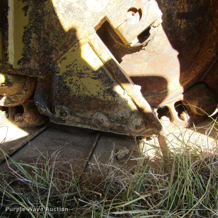 image for item DA6956 1999 Caterpillar D6M LGP dozer