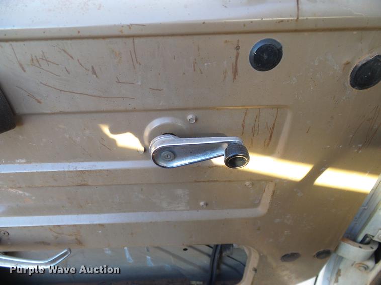 image for item DA6963 1985 International 1754 dump truck