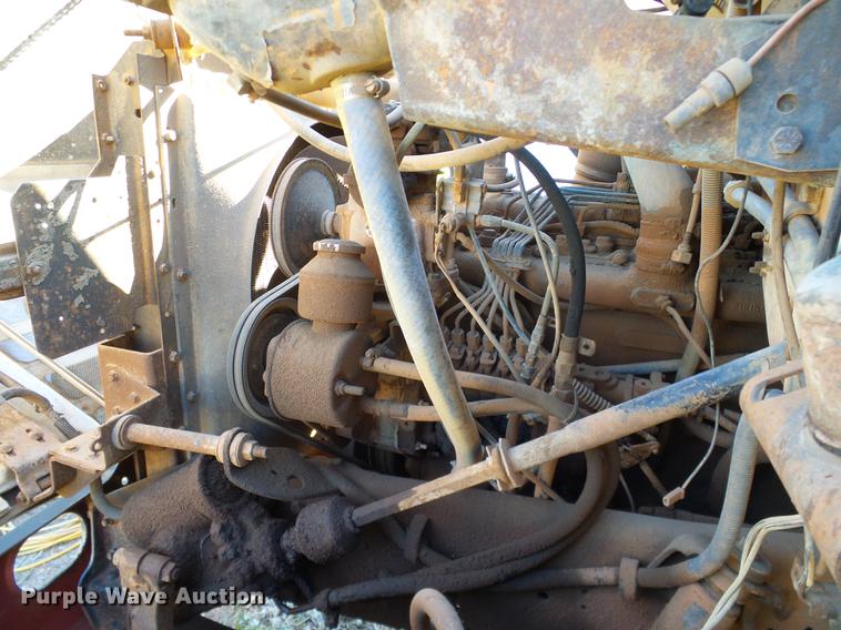 image for item DA6963 1985 International 1754 dump truck