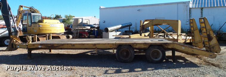 image for item DA6964 1989 Belshe FB-26 equipment trailer