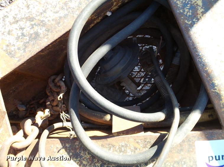 image for item DA6964 1989 Belshe FB-26 equipment trailer