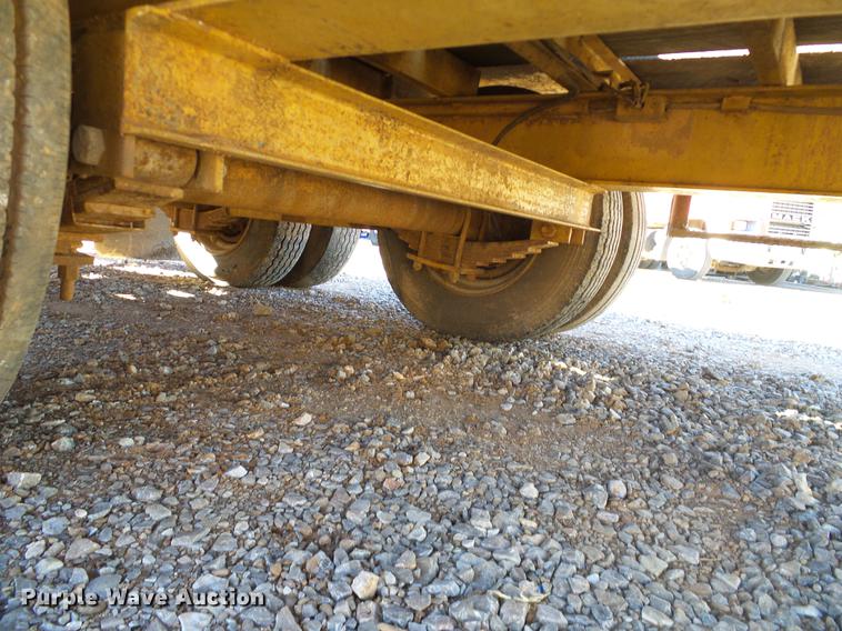 image for item DA6964 1989 Belshe FB-26 equipment trailer