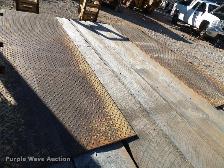 image for item DA6964 1989 Belshe FB-26 equipment trailer