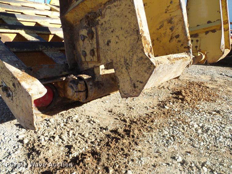 image for item DA6964 1989 Belshe FB-26 equipment trailer