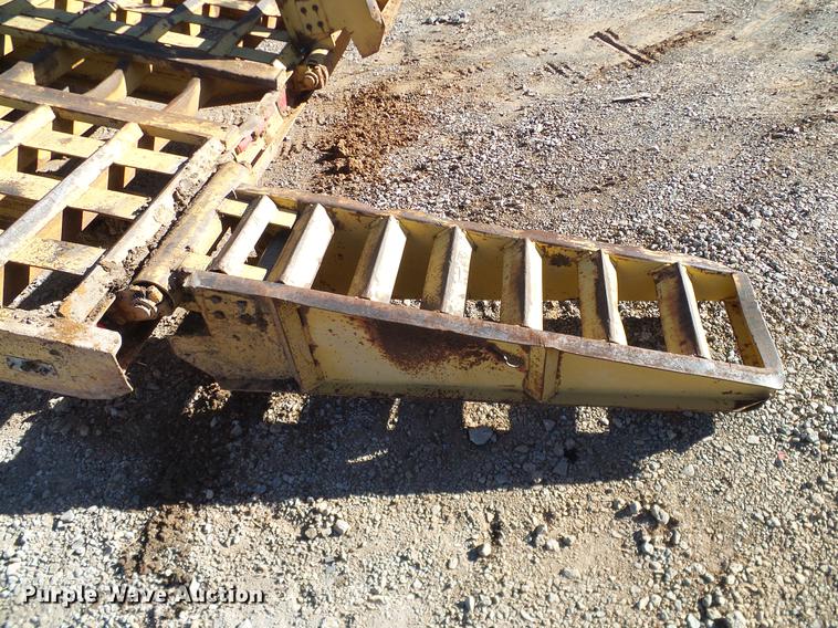image for item DA6964 1989 Belshe FB-26 equipment trailer