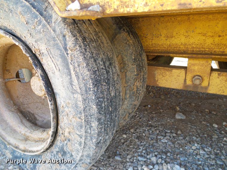 image for item DA6964 1989 Belshe FB-26 equipment trailer