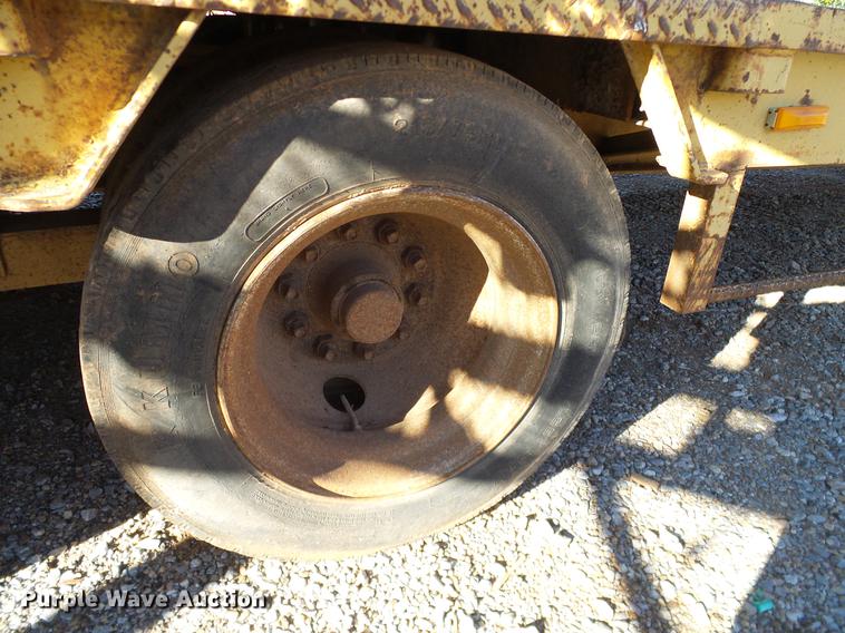 image for item DA6964 1989 Belshe FB-26 equipment trailer