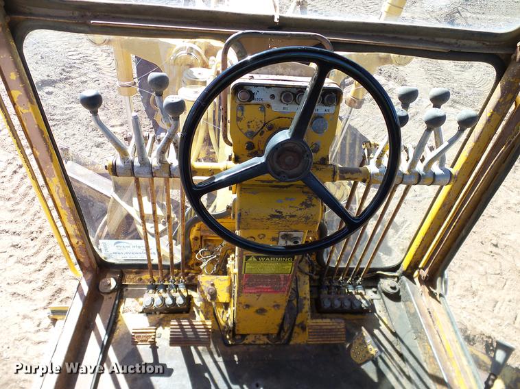 image for item DA6976 1976 Caterpillar 12G motor grader