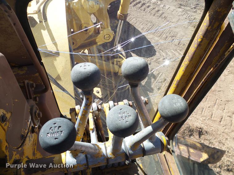 image for item DA6976 1976 Caterpillar 12G motor grader