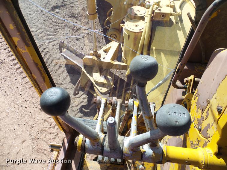 image for item DA6976 1976 Caterpillar 12G motor grader