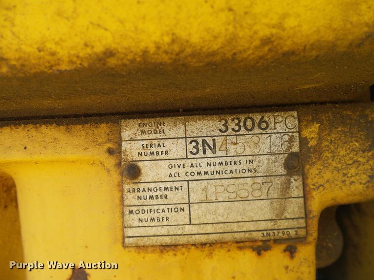 image for item DA6976 1976 Caterpillar 12G motor grader