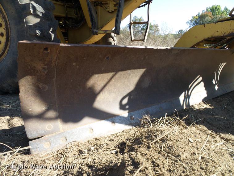 image for item DA6976 1976 Caterpillar 12G motor grader