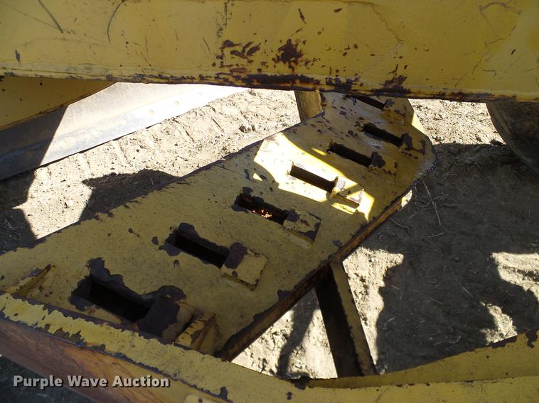 image for item DA6976 1976 Caterpillar 12G motor grader