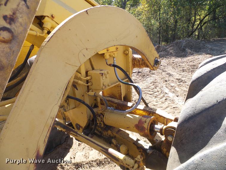 image for item DA6976 1976 Caterpillar 12G motor grader