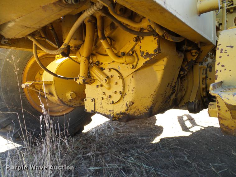 image for item DA6976 1976 Caterpillar 12G motor grader