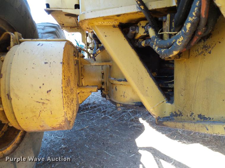 image for item DA6976 1976 Caterpillar 12G motor grader