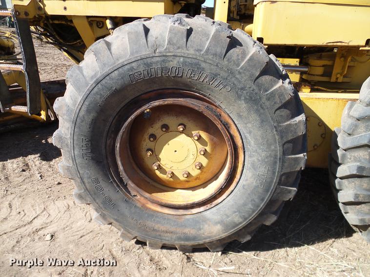 image for item DA6976 1976 Caterpillar 12G motor grader