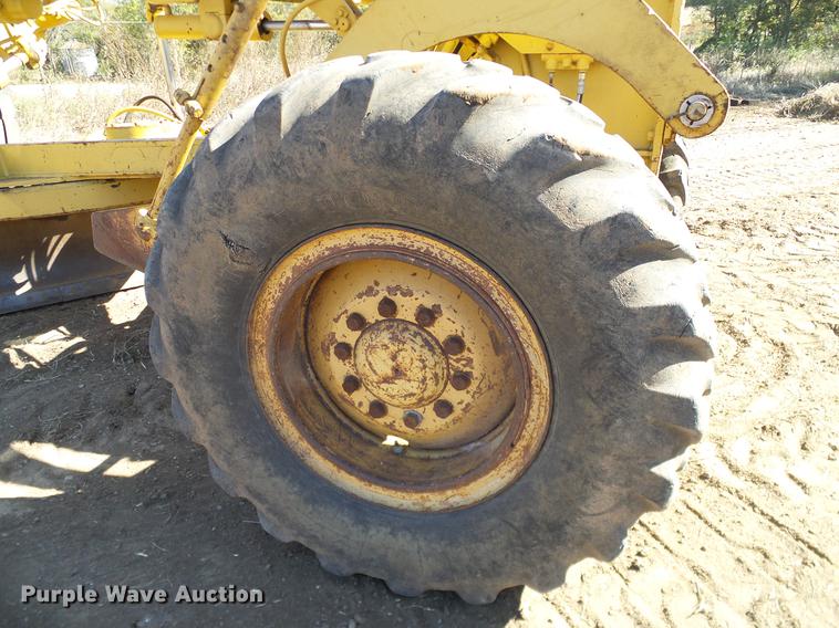 image for item DA6976 1976 Caterpillar 12G motor grader