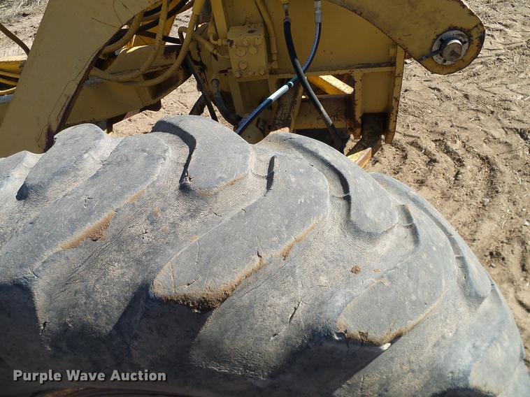 image for item DA6976 1976 Caterpillar 12G motor grader