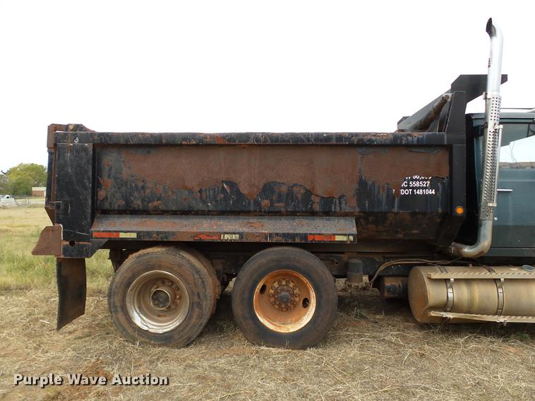 image for item DA6977 1989 Ford LTL9000 dump truck