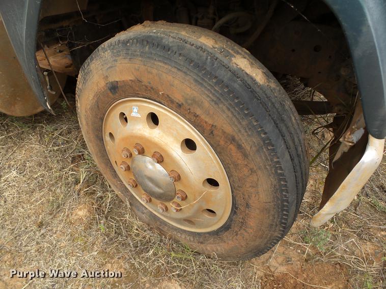 image for item DA6977 1989 Ford LTL9000 dump truck