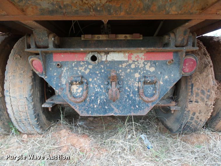 image for item DA6977 1989 Ford LTL9000 dump truck