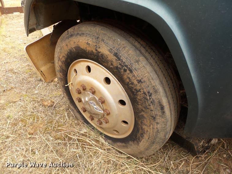 image for item DA6977 1989 Ford LTL9000 dump truck