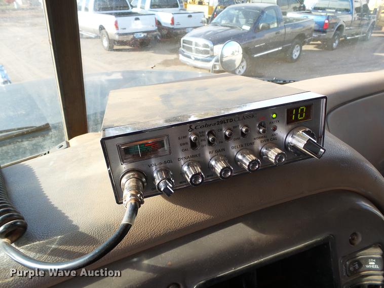 image for item DA6978 2001 Mack CH613 dump truck