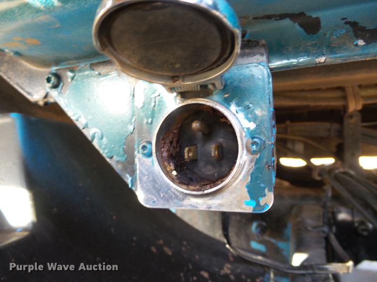 image for item DA6978 2001 Mack CH613 dump truck