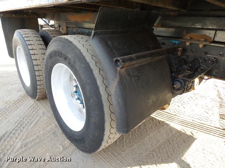 image for item DA6978 2001 Mack CH613 dump truck