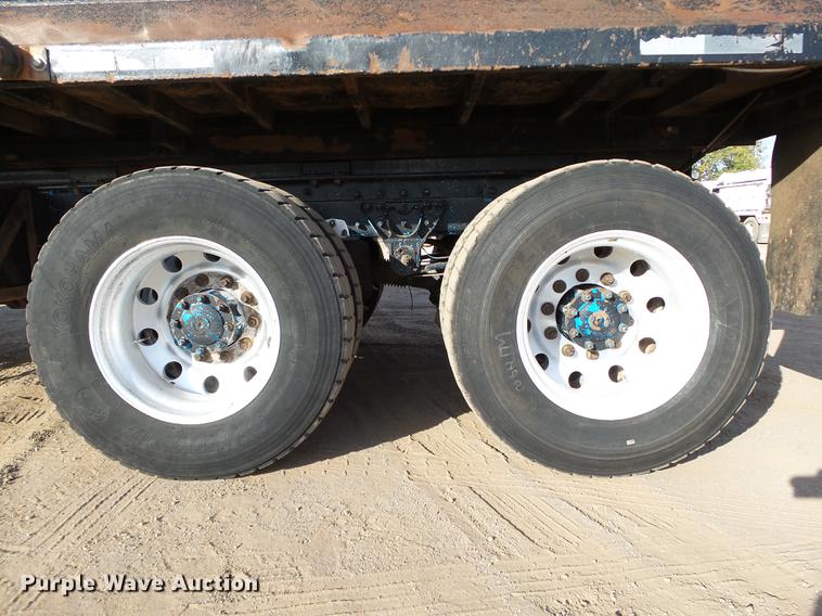 image for item DA6978 2001 Mack CH613 dump truck