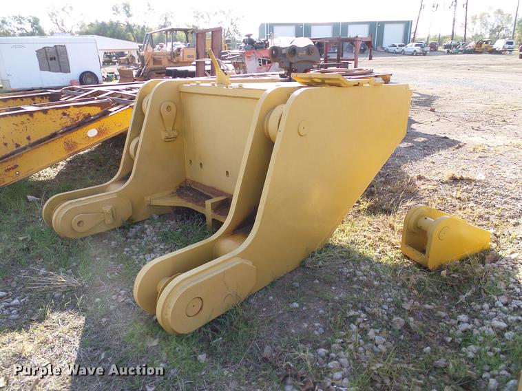 image for item DA6980 Caterpillar D10N counter weights