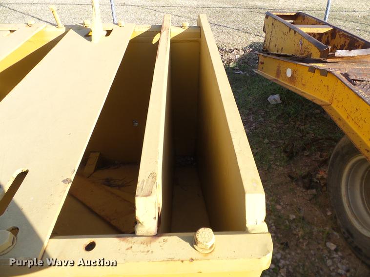 image for item DA6980 Caterpillar D10N counter weights