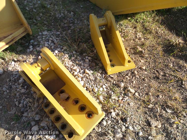 image for item DA6980 Caterpillar D10N counter weights