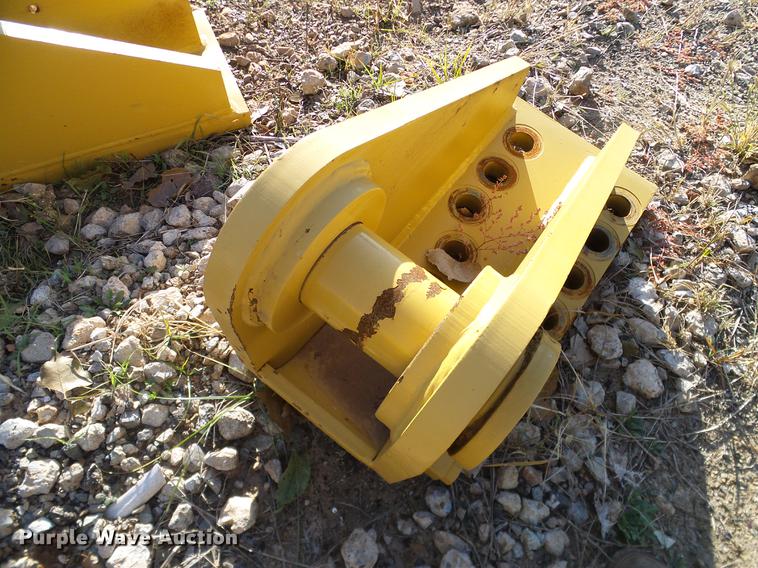 image for item DA6980 Caterpillar D10N counter weights