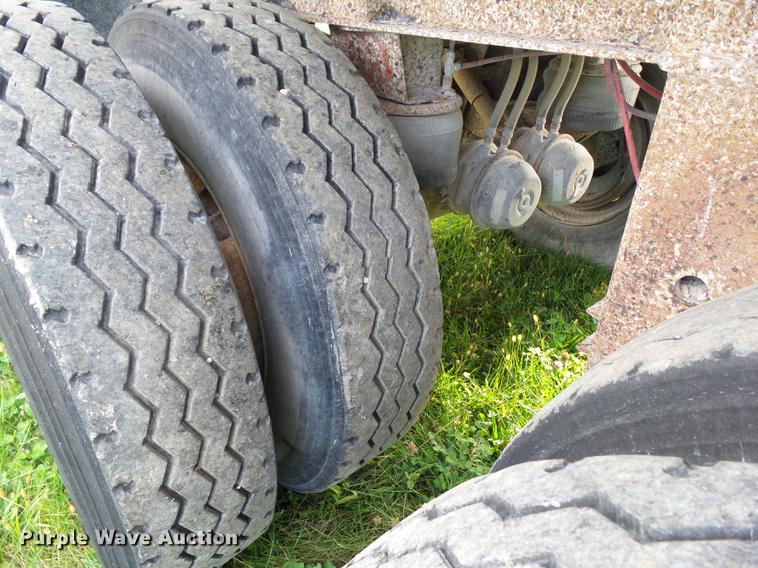 image for item DA7004 1998 Benson A2254S50 end dump trailer