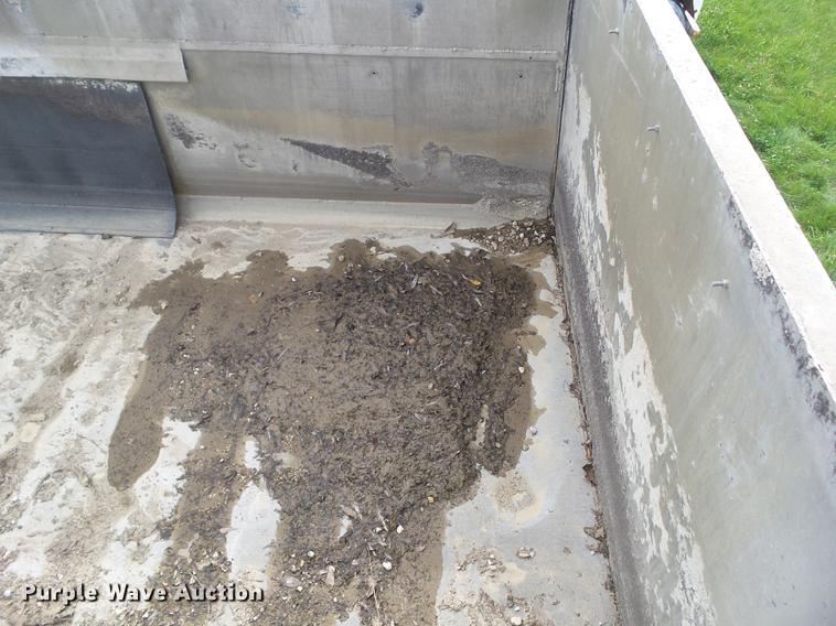 image for item DA7004 1998 Benson A2254S50 end dump trailer