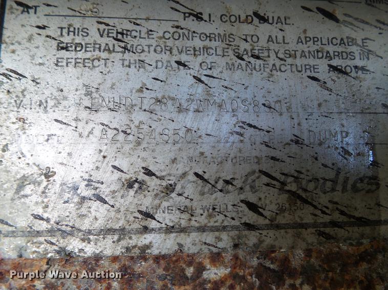 image for item DA7004 1998 Benson A2254S50 end dump trailer