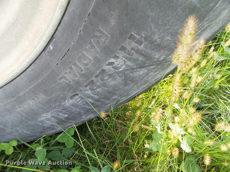 image for item DA7005 1995 Landoll bottom dump trailer