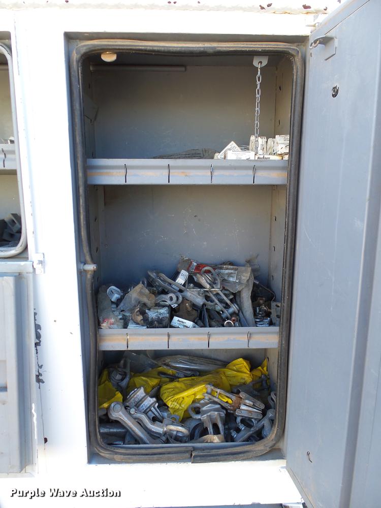 image for item DB4211 2001 International 4700 bucket truck