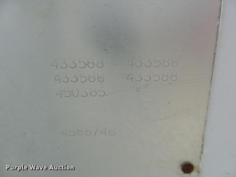 image for item DB4211 2001 International 4700 bucket truck