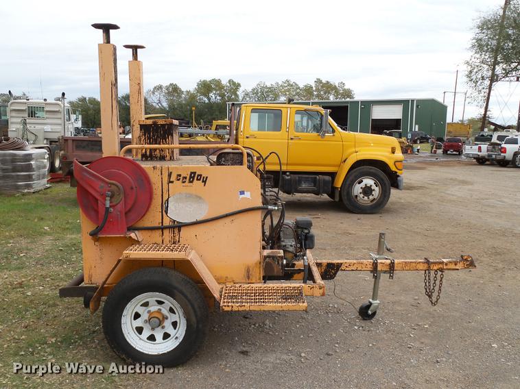 image for item DB4217 LeeBoy asphalt tank trailer