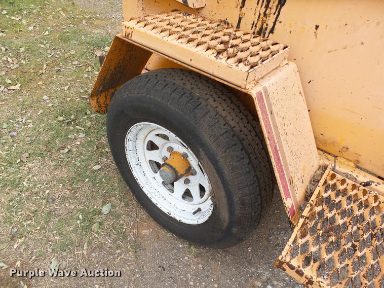 image for item DB4217 LeeBoy asphalt tank trailer