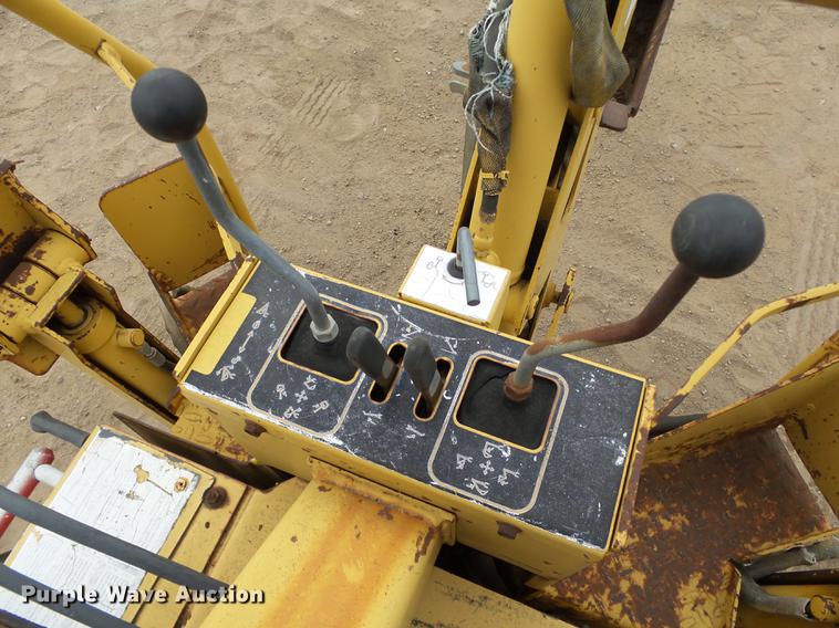 image for item DB4218 2000 Vermeer LM42 utility plow / backhoe